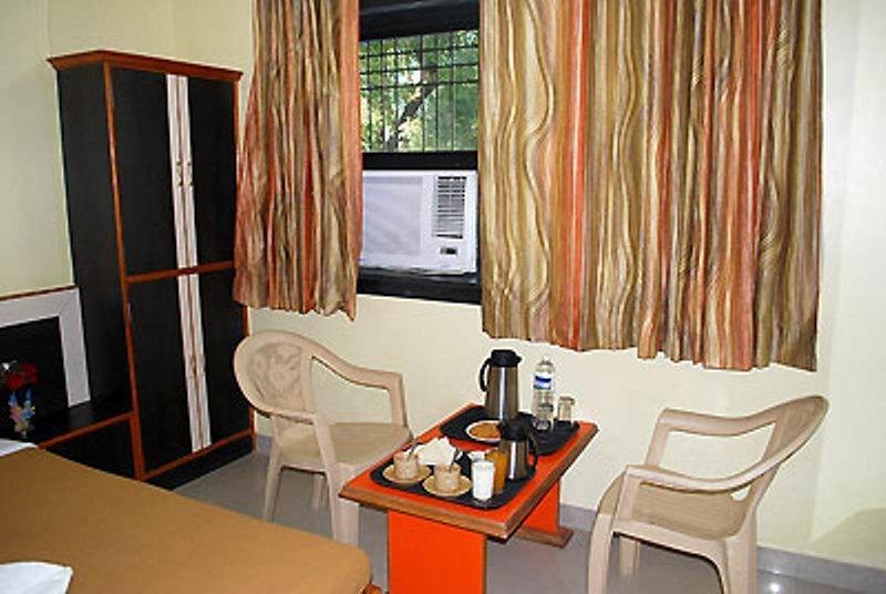 Hotel Sai Ganesh Shirdi Quarto foto
